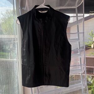 Black Sleeveless Leather Zip Front Vest - HyLand